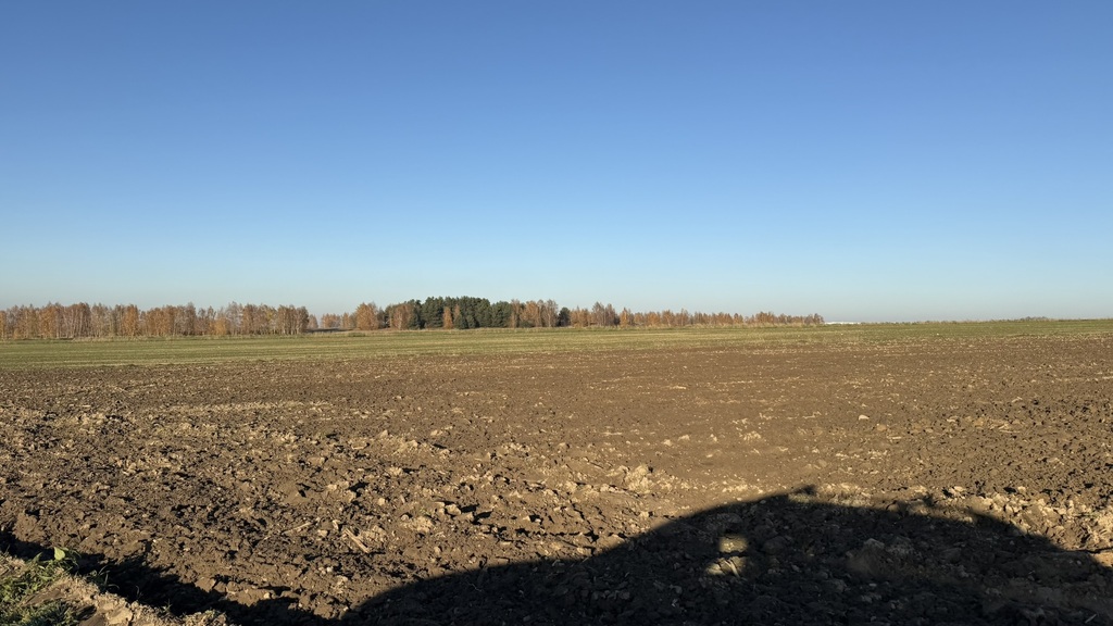 Działka inwestycyjna na sprzedaż – Dąbrówka Wielka