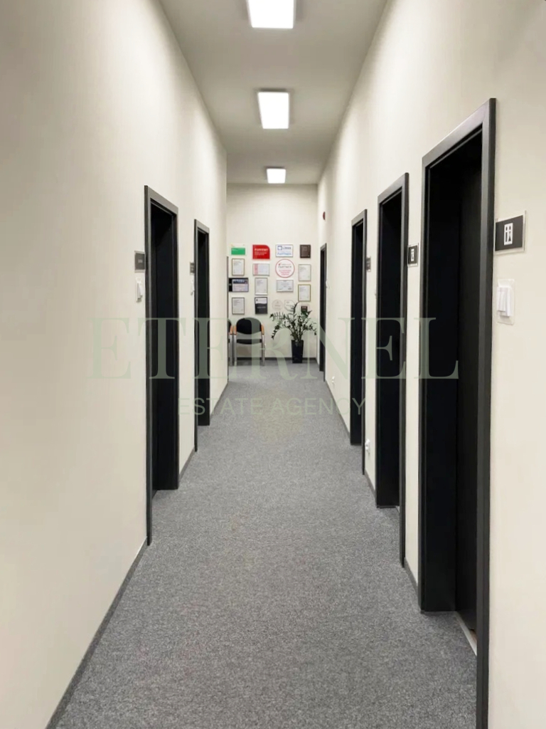 Inwestycyjny lokal usługowy z najemcą, CENTRUM 1km