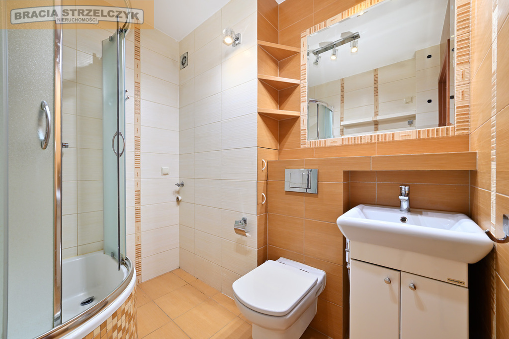 Trzypokojowe mieszkanie na Bielanach ul.Wrzeciono