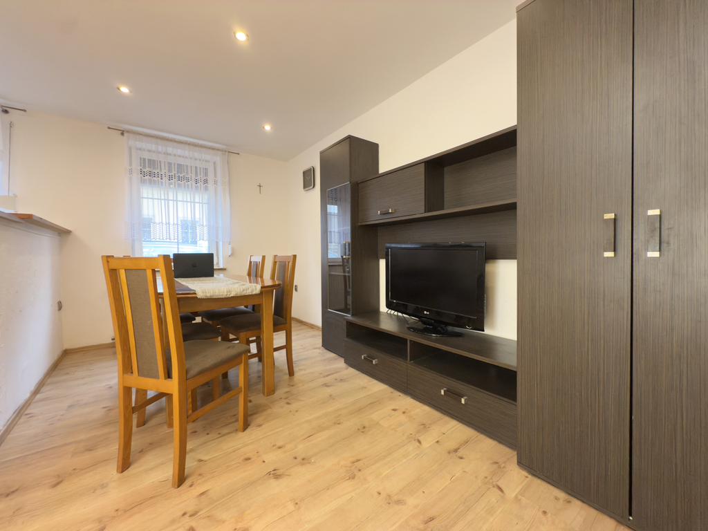 Mieszkanie z ogródkiem i garażem w Krzyżu Wlkp