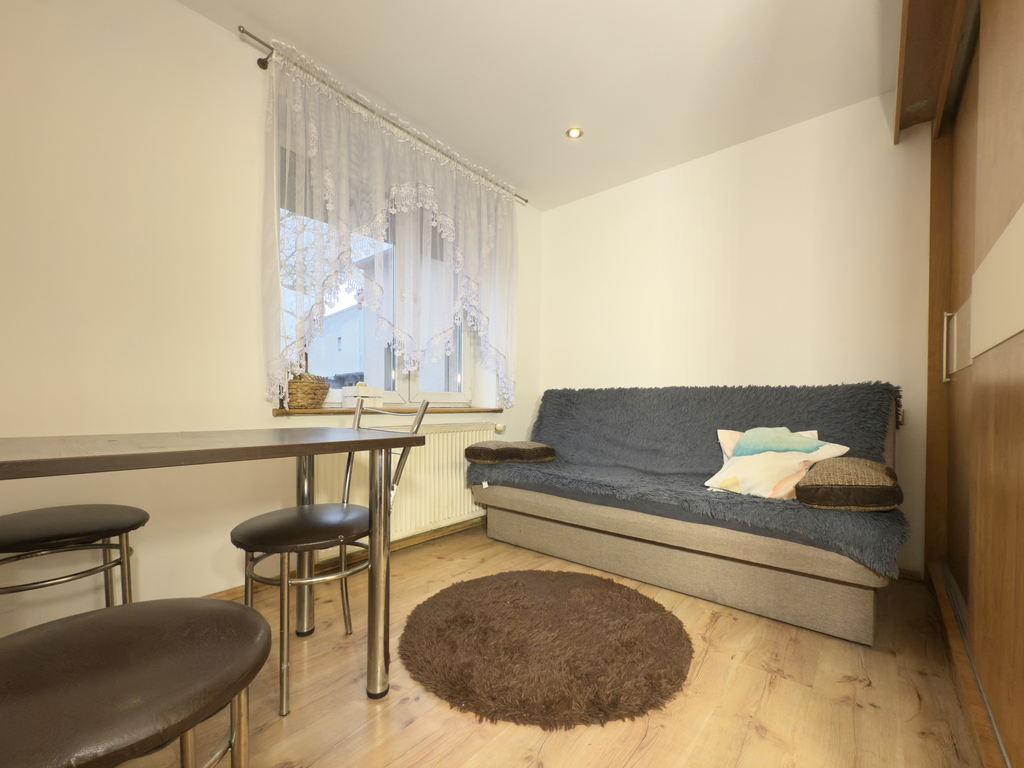 Mieszkanie z ogródkiem i garażem w Krzyżu Wlkp