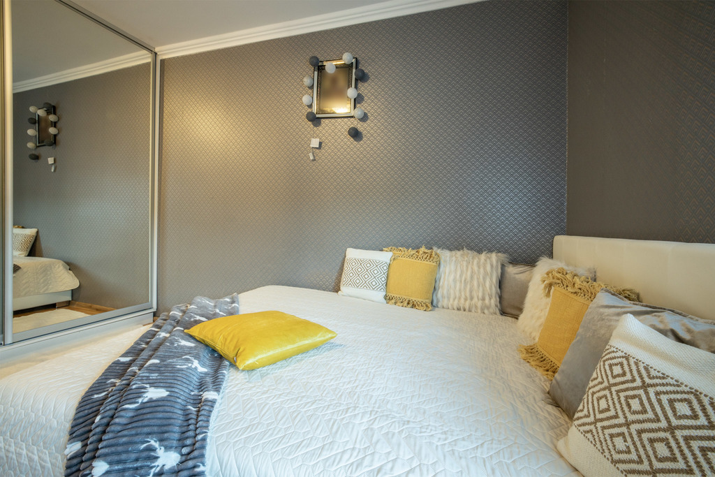 Klimatyczny dom z prywatnym jeziorem