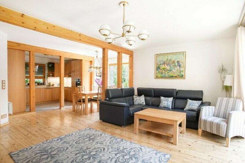 Kostrze 129m 10ar ogród zimowy 16m, fotowoltaika