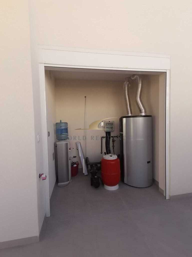 Luksusowa willa w sąsiedztwie jezior solankowych