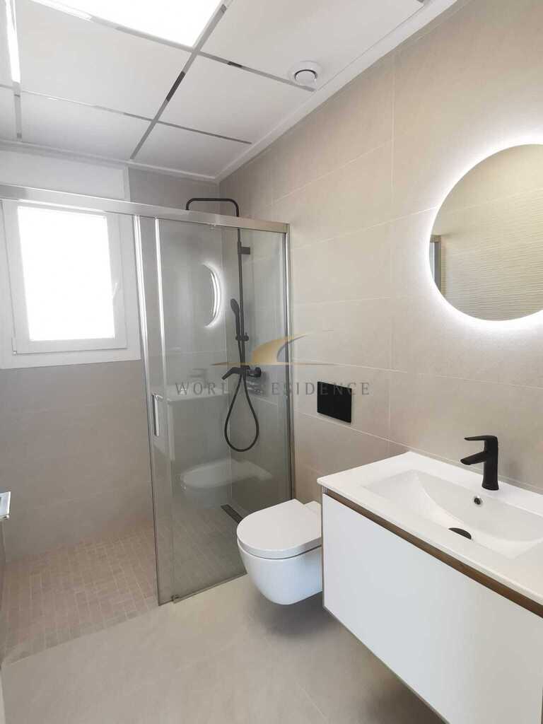 Luksusowa willa w sąsiedztwie jezior solankowych