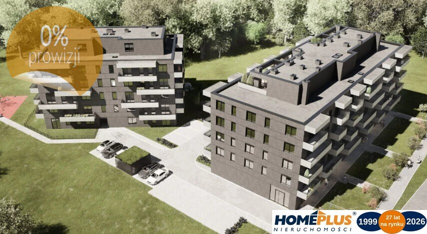 18 km od centrum Warszawy-Marki przy głównej ulicy