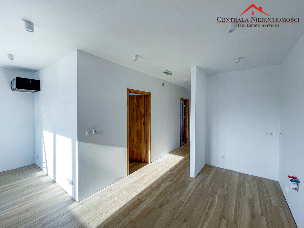 Nowy obiekt / Hala / Salon 740 m2 - Podgórz Toruń