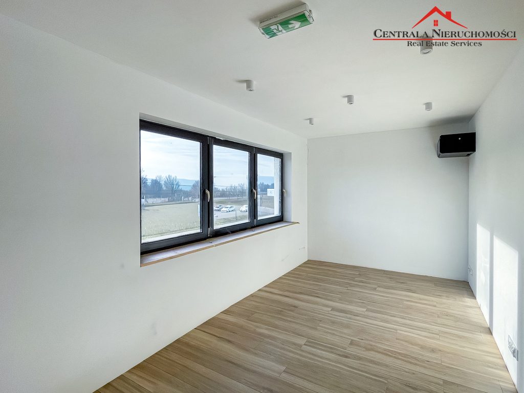 Nowy obiekt / Hala / Salon 740 m2 - Podgórz Toruń