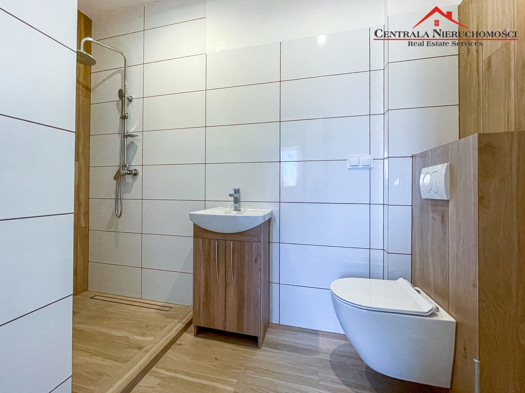 Nowy obiekt / Hala / Salon 740 m2 - Podgórz Toruń