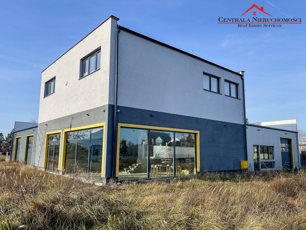 Nowy obiekt / Hala / Salon 740 m2 - Podgórz Toruń