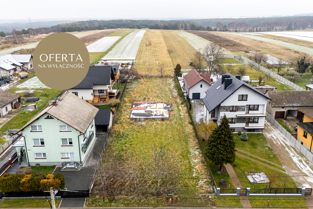 Działka budowlana z fundamentem