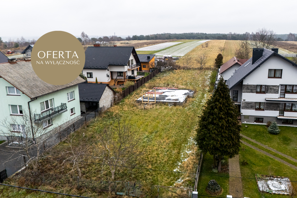 Działka budowlana z fundamentem
