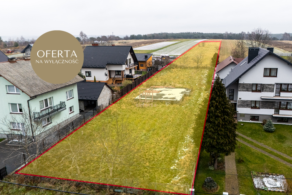 Działka budowlana z fundamentem