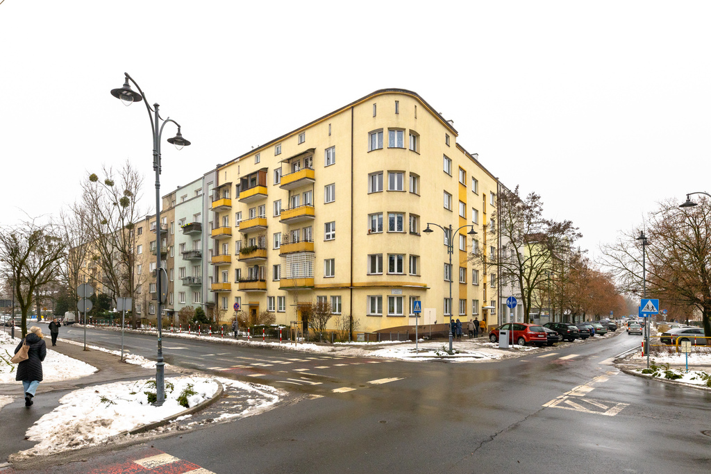 M4 w Toruniu — jesteś w centrum zanim mrugniesz