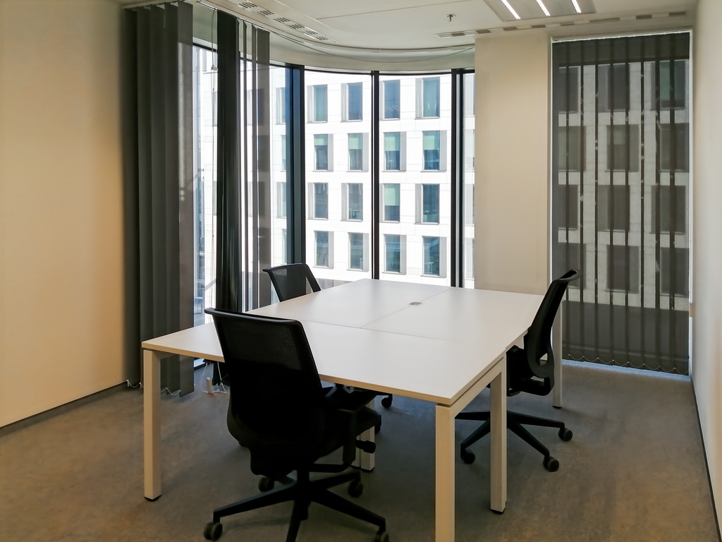 Wynajmij profesjonalne biuro dla 1-2 osób