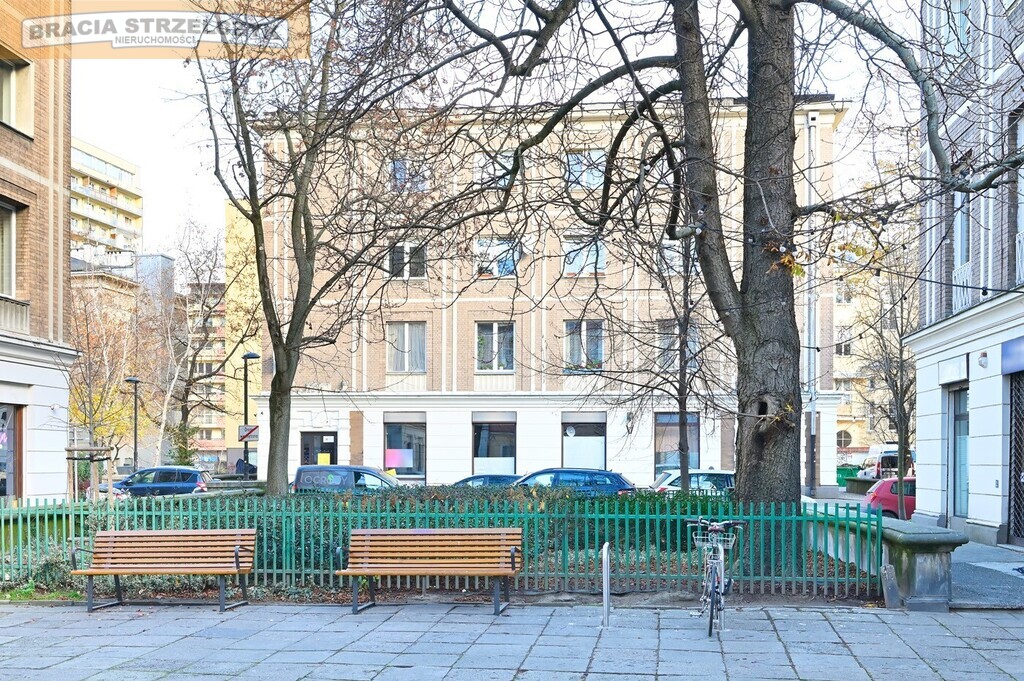 Kawalerka w kamienicy okolice Nowego Światu