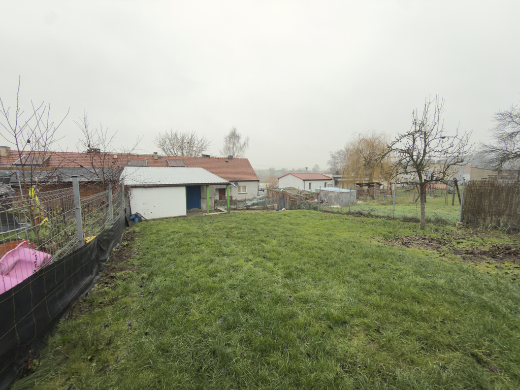 Wypocznij w Białczu– segment z ogrodem i jeziorami