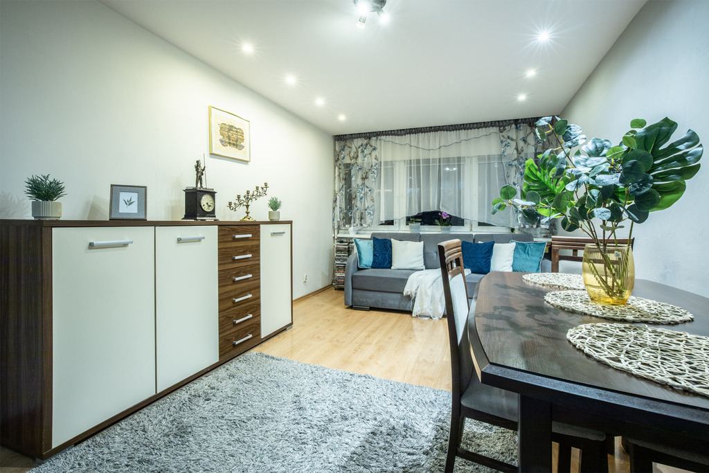 Mieszkanie z potencjałem w spokojnej okolicy