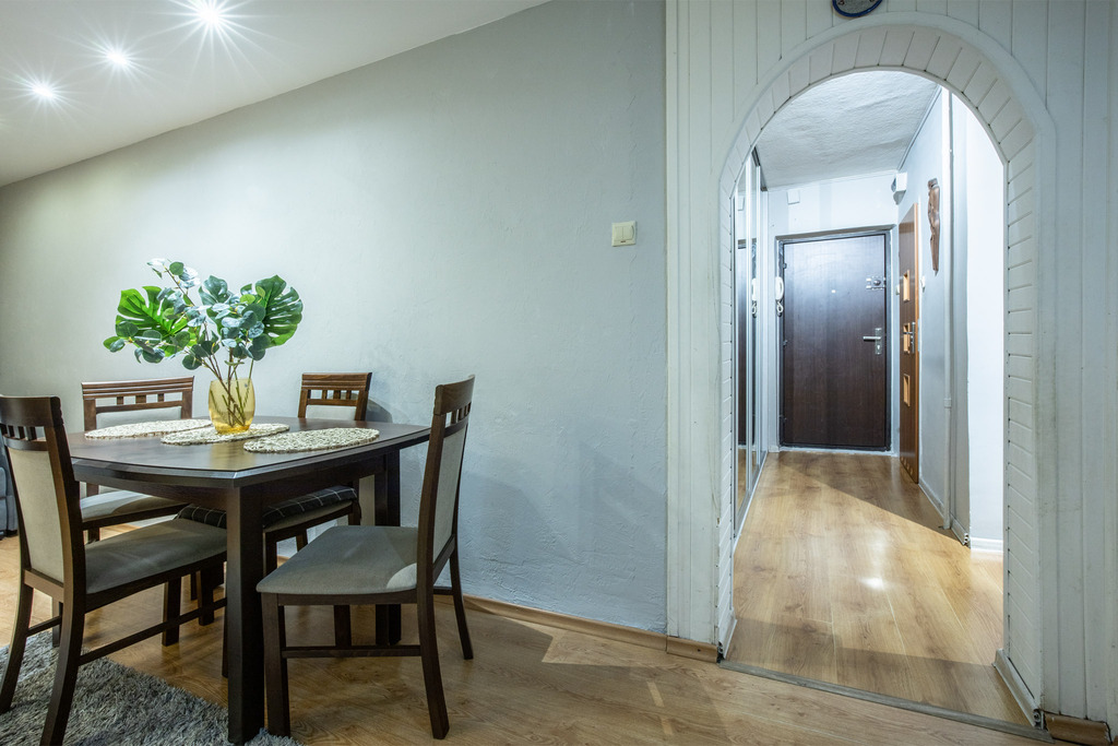 Mieszkanie z potencjałem w spokojnej okolicy