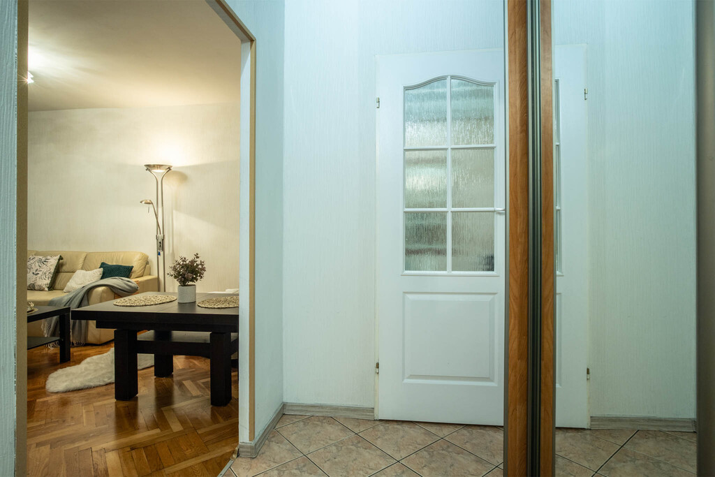 Dwupokojowe mieszkanie z balkonem w Łodzi