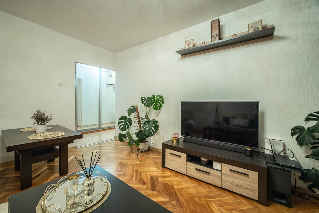 Dwupokojowe mieszkanie z balkonem w Łodzi