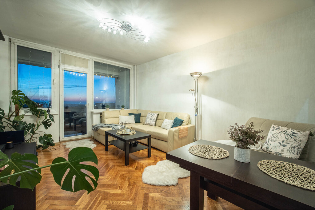 Dwupokojowe mieszkanie z balkonem w Łodzi