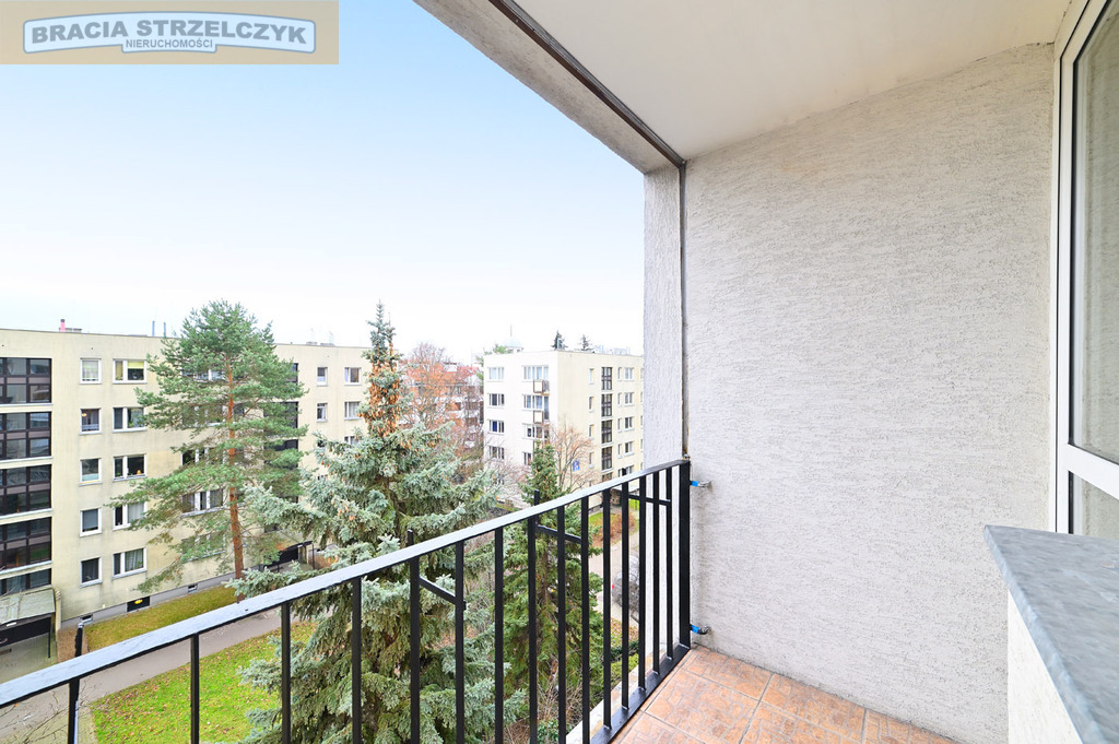 Mieszkanie trzypokojowe na Sadybie