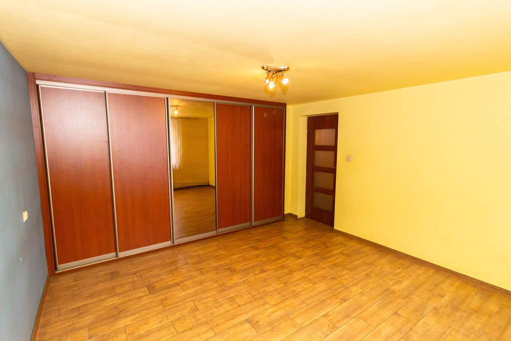 Dom 150m2 w mieście, działka 949m2 ul. Żeromskiego