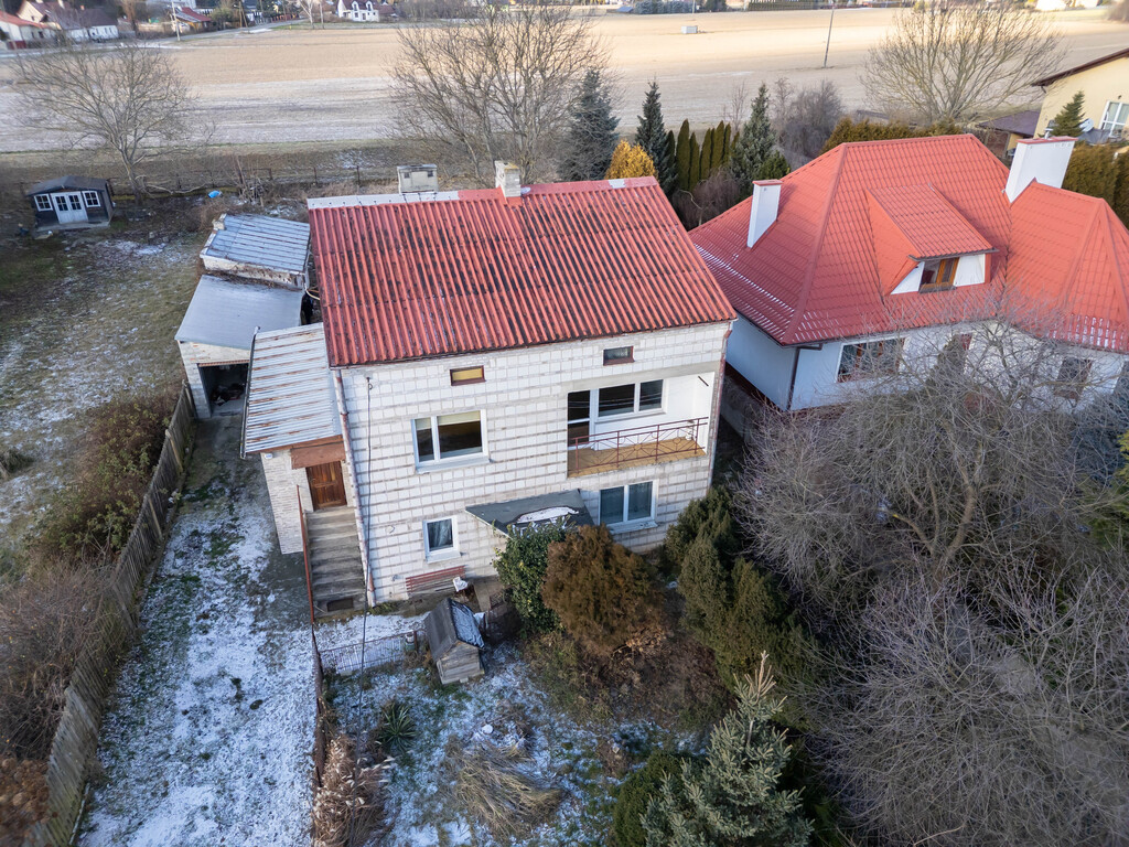 Dom 150m2 w mieście, działka 949m2 ul. Żeromskiego