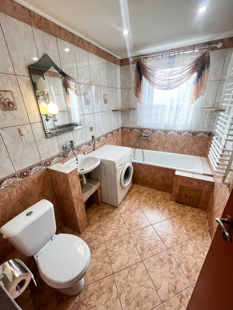 Dom 150m2 w mieście, działka 949m2 ul. Żeromskiego