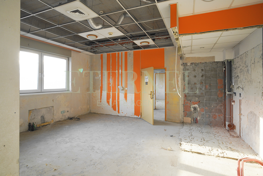 30 pokoi+miejsca postojowe - inwestycja w Krakowie