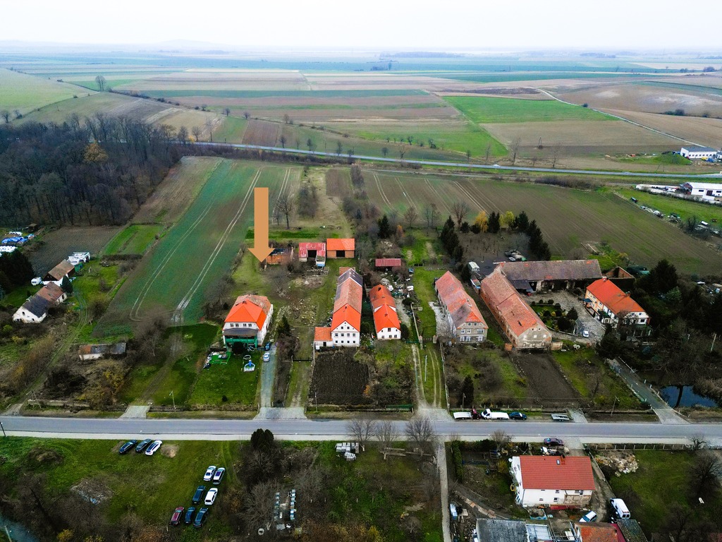 Blisko Ślęży i Sobótki – dom do remontu!