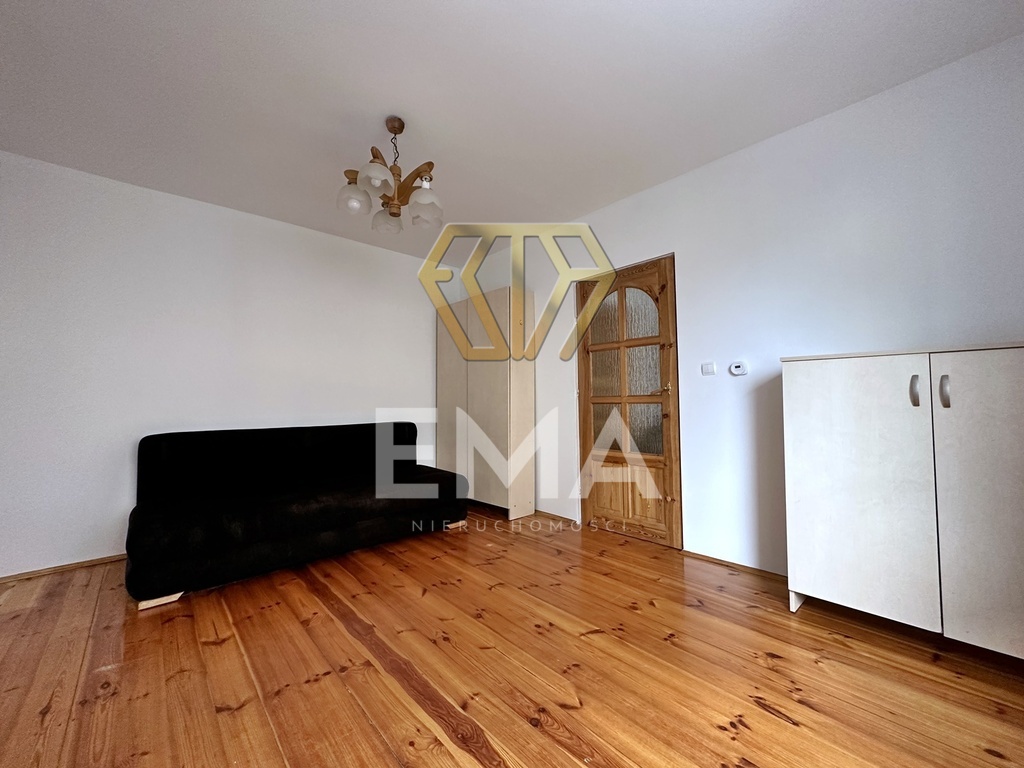 Mieszkanie z 2 pokojami i podwórkiem