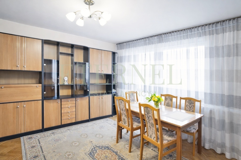 3 osobne pokoje-2 km do centrum-piwnica w cenie!