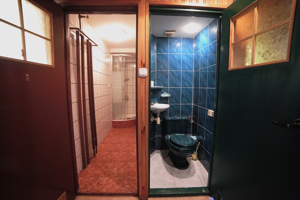 Negocjuj cenę, wyremontuj i zamieszkaj-2pokoje