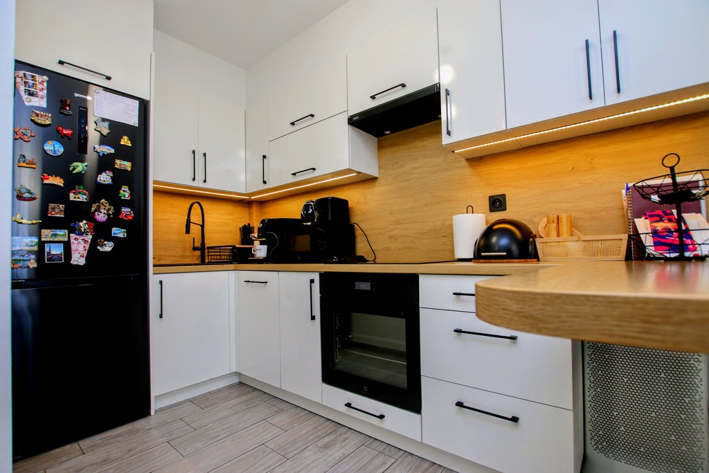 świetna okolica, duży taras, miejsce postojowe