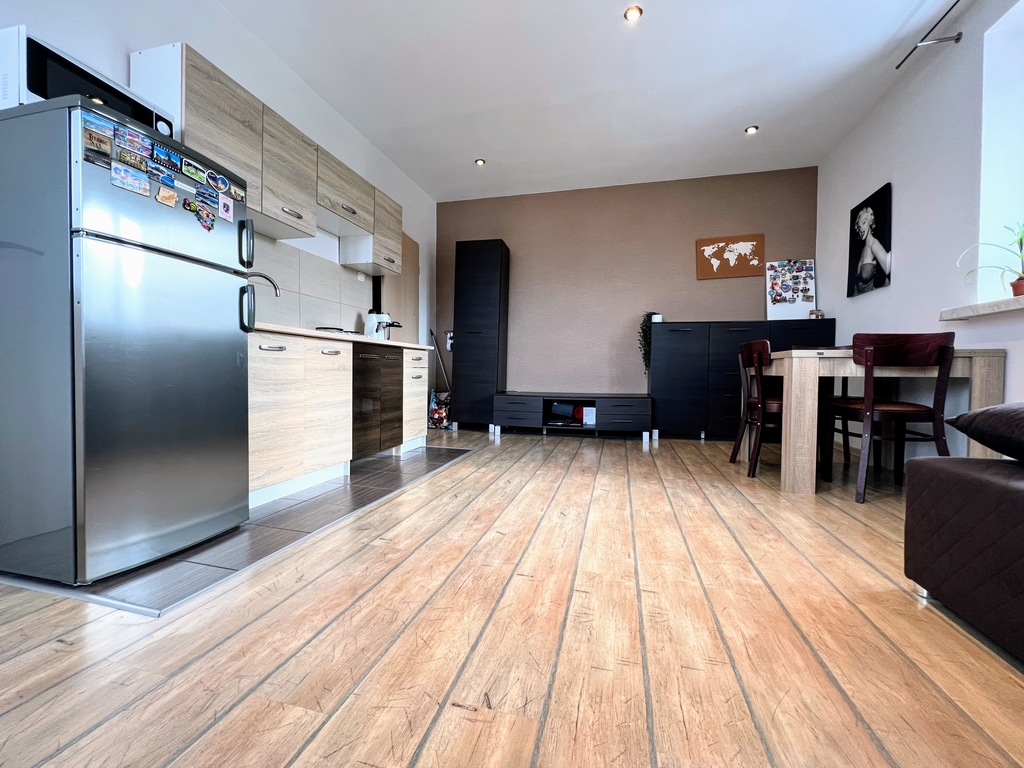 2 pokoje, winda, świetna lokalizacja