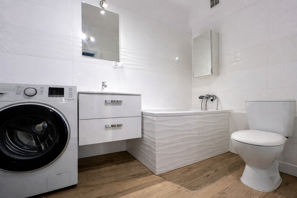 2 pokoje, winda, świetna lokalizacja