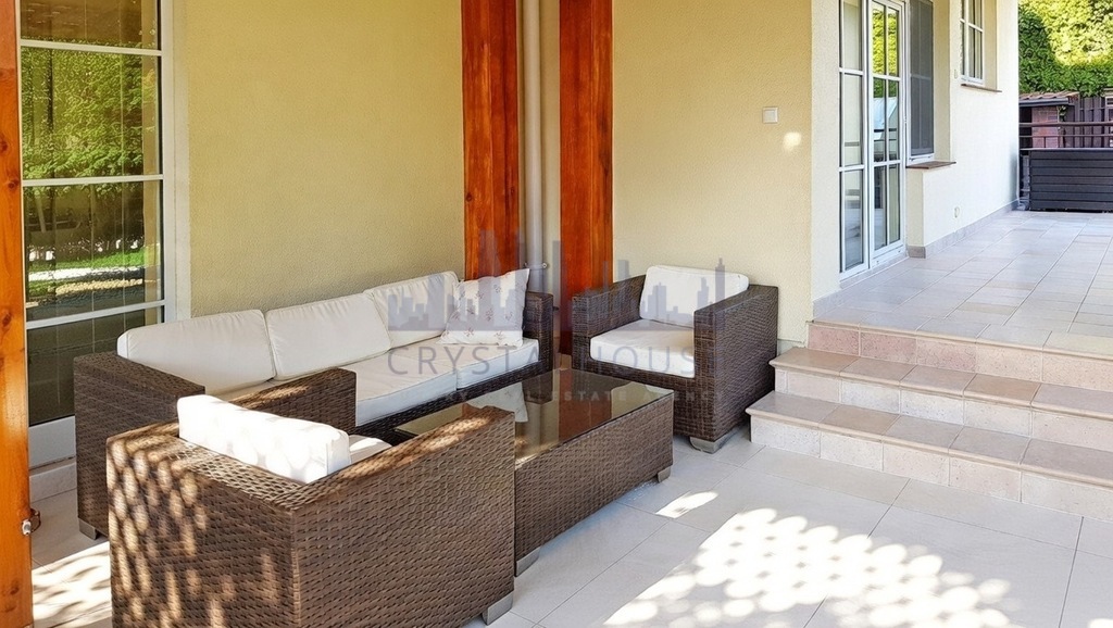 Unikatowa rezydencja w pięknej okolicy, Chylice