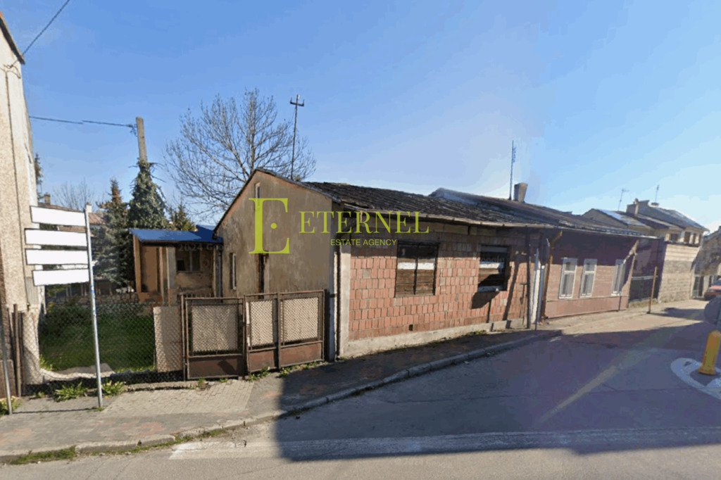 Duża działka budowlana 188m² w Skale z mediami