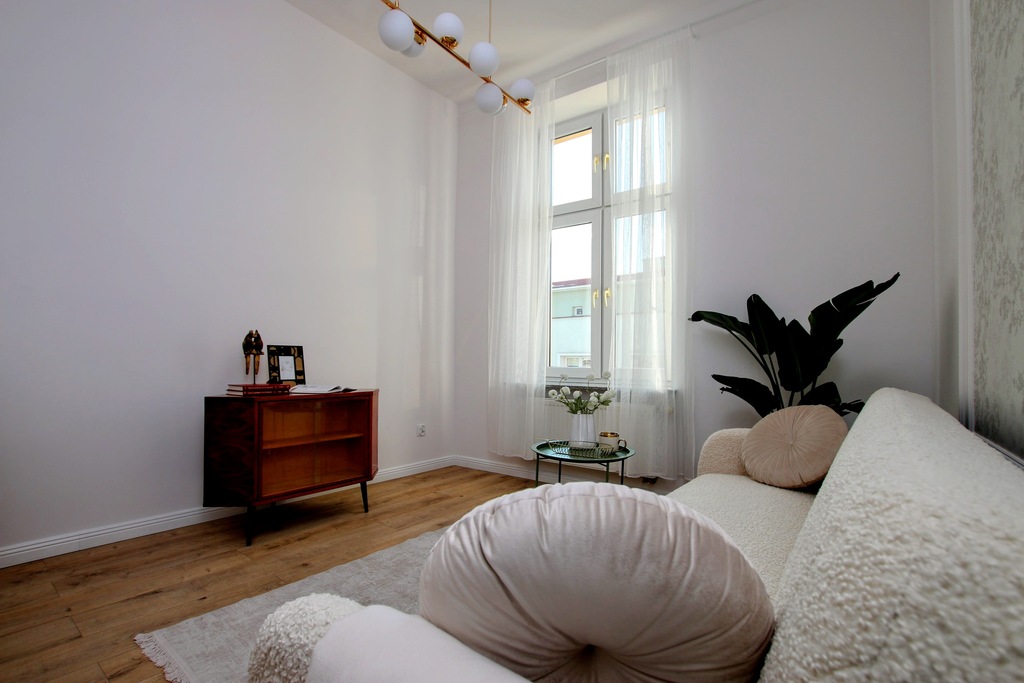 ścisłe centrum, kamienica, po kapitalnym remoncie