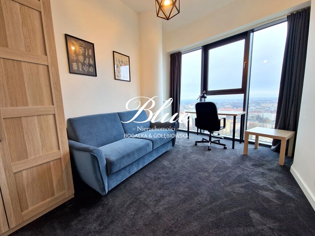 Elegancki apartament na 22 piętrze Hanza Tower