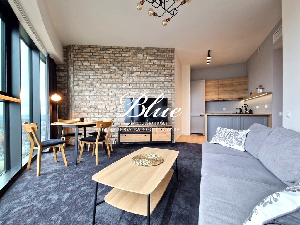 Elegancki apartament na 22 piętrze Hanza Tower