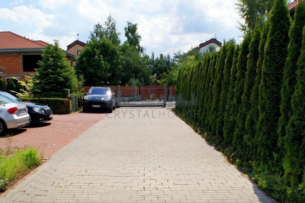 Rezydencjonalny segment z ogrodem, Powsin-Wilanów