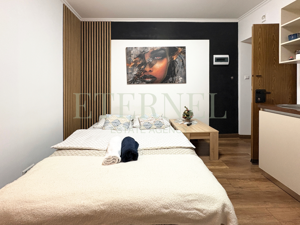 Airbnb/Booking - inwestycyjna kawalerka w centrum