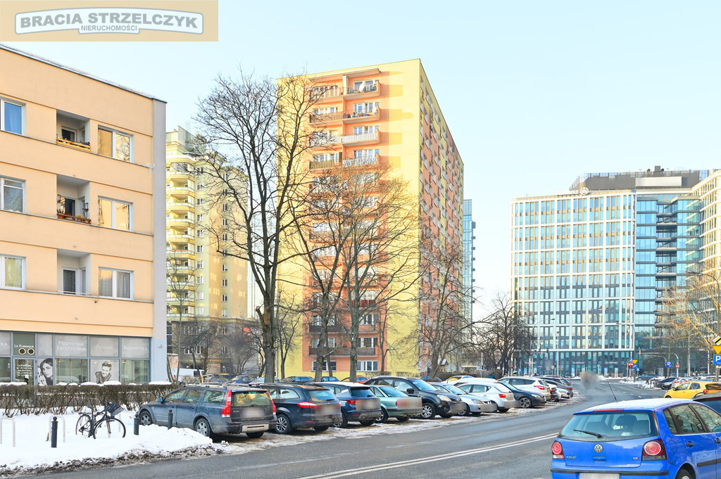 Sprzedam 2 pokojowe z balkonem na Ochocie