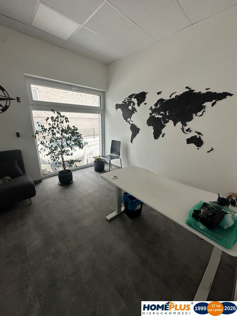 Przestronny lokal w nowoczesnym budynku