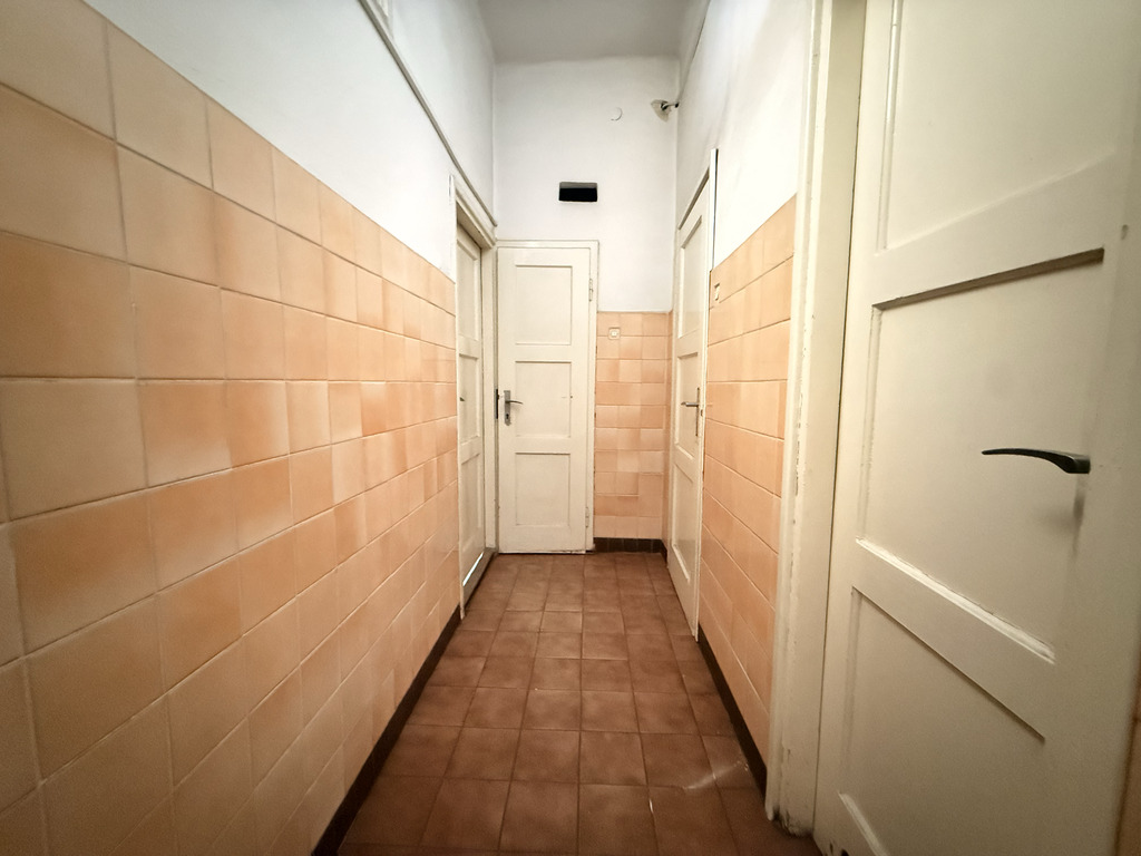 Tanie biuro blisko centrum Rzeszowa z parkingiem