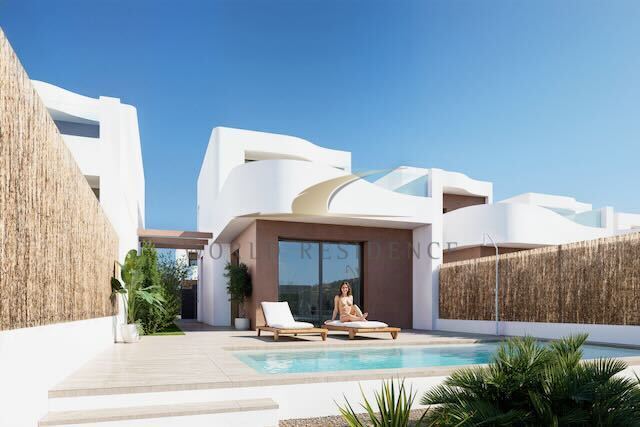 Nowoczesna villa z basenem w Los Montesinos