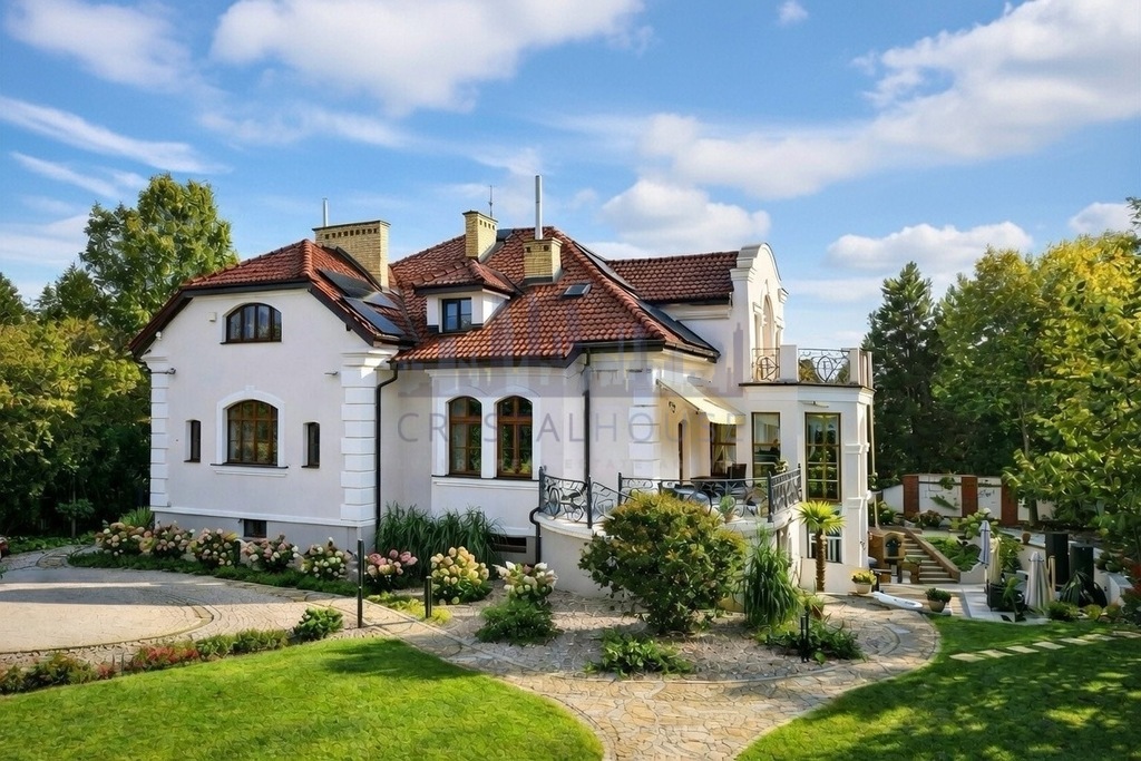 Elegancka Rezydencja z basenem, Ursynów